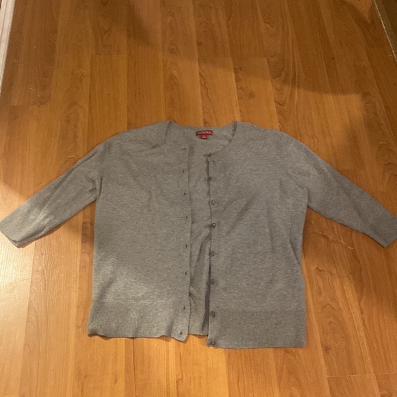 sweater with buttons by the brand merona - Picture 5 of 5